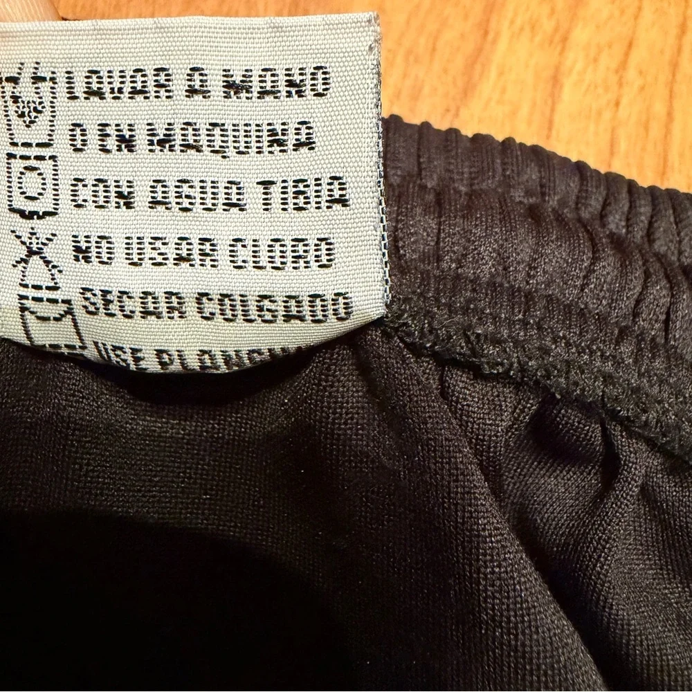 Deportivo Kevin Mens Men's Black Athletic Shorts with Red Trim Unitalla One Size - Picture 3 of 5